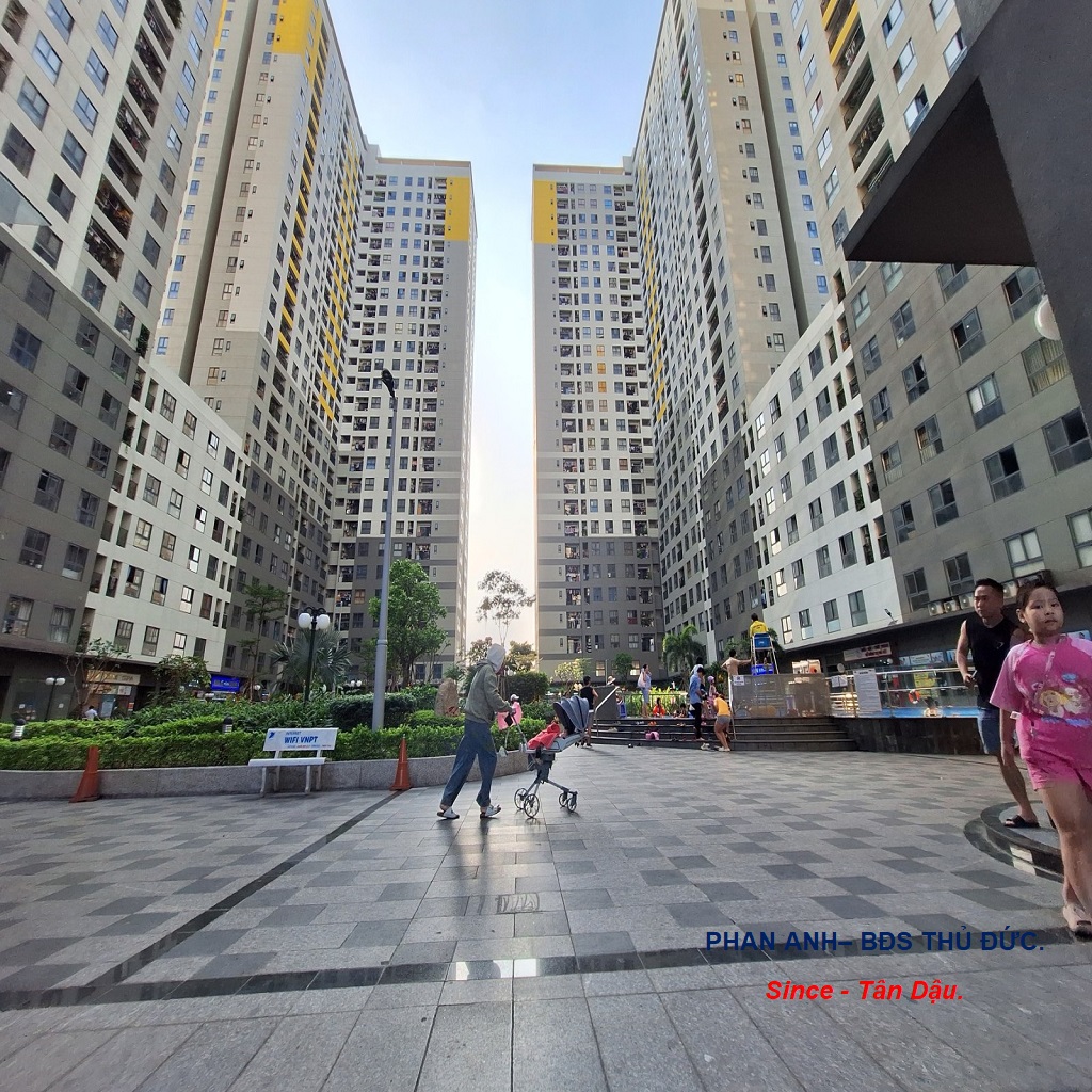 🏡【Bán Gấp ] Nhà Mặt Phố Liền Kề Nguyễn Duy Trinh, Quận 2_ 74 m²_ Chưa đến 3 ty 2 _ 3 Tầng . - Ảnh 1